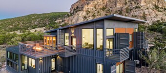 New! Lavish Shipping Container Experience with 3 King Suites & Amazing Views!