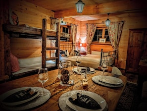 Bügeleisen/Bügelbrett, WLAN, Bettwäsche