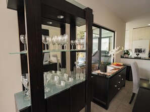 Family Cottage, Garden View | Dining room - Casa Luan Alberca & Amenidades en Sumiya (Cuernavaca)