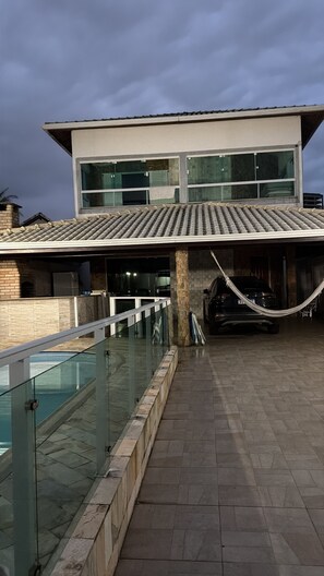 Property grounds - Luxury townhouse (Praia Grande)