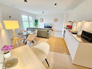 Private kitchen - Warm&Bright 1BR w terrace&parking (Luxembourg City)