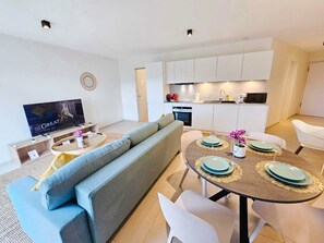 Living area - Warm&Bright 1BR w terrace&parking (Luxembourg City)