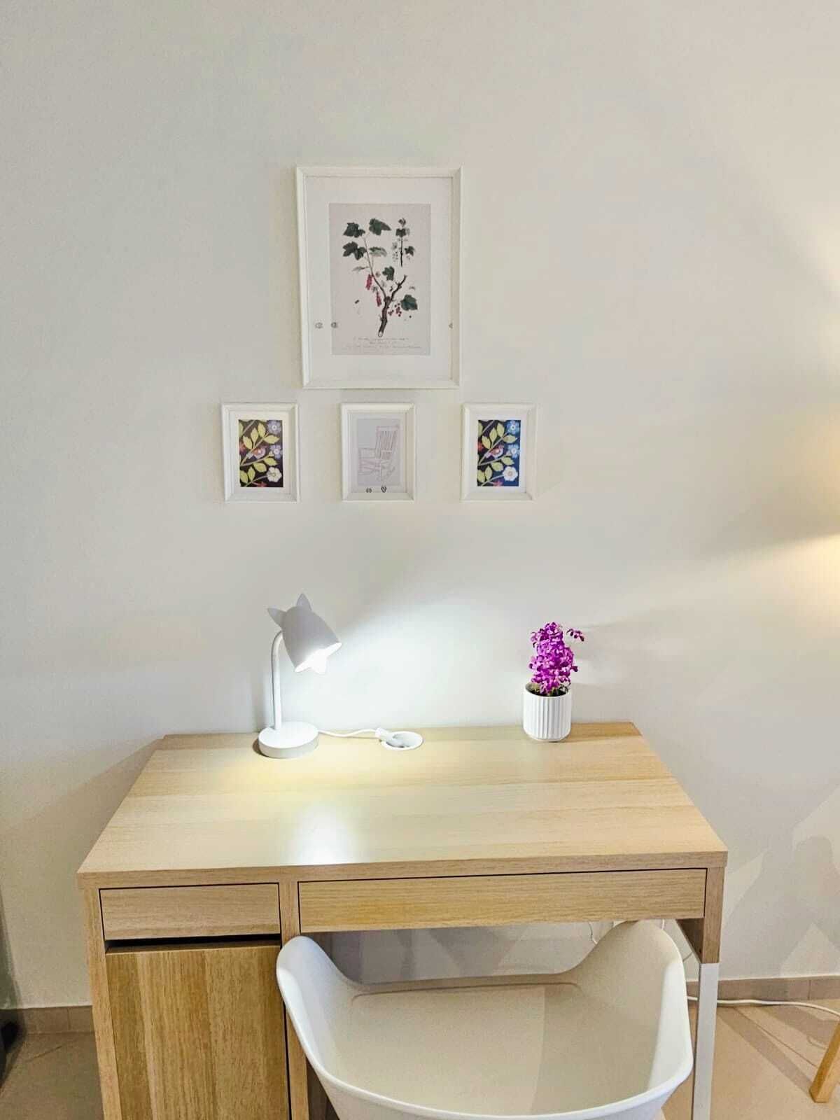 Bàn ủi/dụng cụ ủi quần áo, truy cập Internet không dây miễn phí 