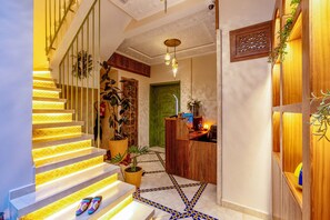 Entrée de l’hébergement