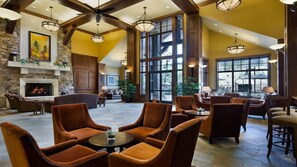 المنشأة من الداخل