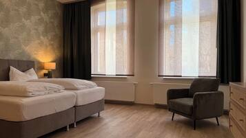 2 Schlafzimmer, Bügeleisen/Bügelbrett, Reisekinderbett, kostenloses WLAN