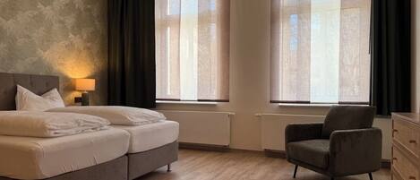 2 Schlafzimmer, Bügeleisen/Bügelbrett, Reisekinderbett, kostenloses WLAN