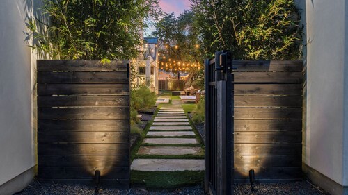 Pool, Putting Green, Game Room, Rooftop Bouldin Collective 902a by Avantstay