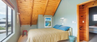 Hosts on the Coast Colin's Beachfront Villa