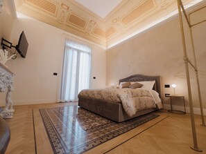 Fer et planche à repasser, Wi-Fi, draps fournis