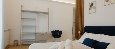 4 makuuhuonetta, silitysrauta/-lauta, Wi-Fi, vuodevaatteet