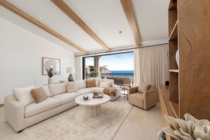 Smart TV - Ocean View 3 BR Penthouse with Private Jacuzzi at Puerta del Sol, Cabo San Lucas (Cabo San Lucas)
