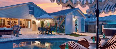 House (5 Bedrooms) | Front of property