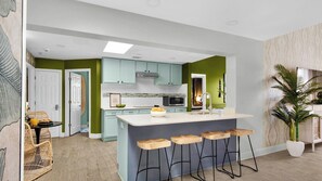 Talo (5 Bedrooms) | Sisätilat