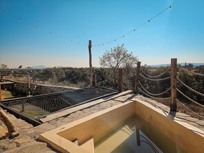 Deluxe Quadruple Room, Patio, Garden View | Private pool - Xhere Glamping By GEstores (Amealco)