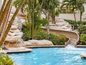 Pool - Marriott's Crystal Shores: 2 BR, 2 Bath stylish Gulf view villa sleeps 8! (Marco Island)