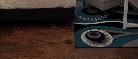 Desk, WiFi, bed sheets