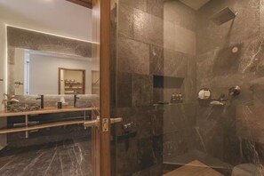 Shower - Near Tulum Beach 2BR –Private Pool & Cenote Access (Tulum)
