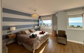 3 bedrooms, free WiFi - Gorgeous home in Torre de Benagalbon with outdoor swimming pool (Torre de Benagalbon)