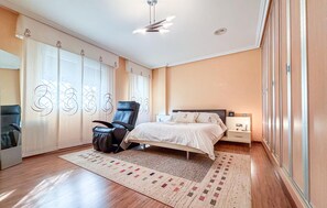 5 chambres, fer et planche à repasser, Wi-Fi gratuit