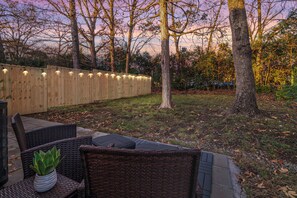 Property grounds - Ballantyne Retreat – Updated 2BR/2BA Near Shops & Medical (Charlotte)