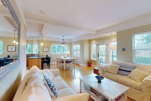TV - Sea Green Cottage (Victoria)