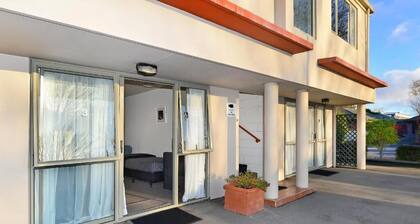 Anika Motel