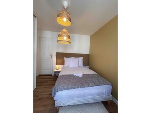 2 Schlafzimmer, Bügeleisen/Bügelbrett, Internetzugang, Bettwäsche