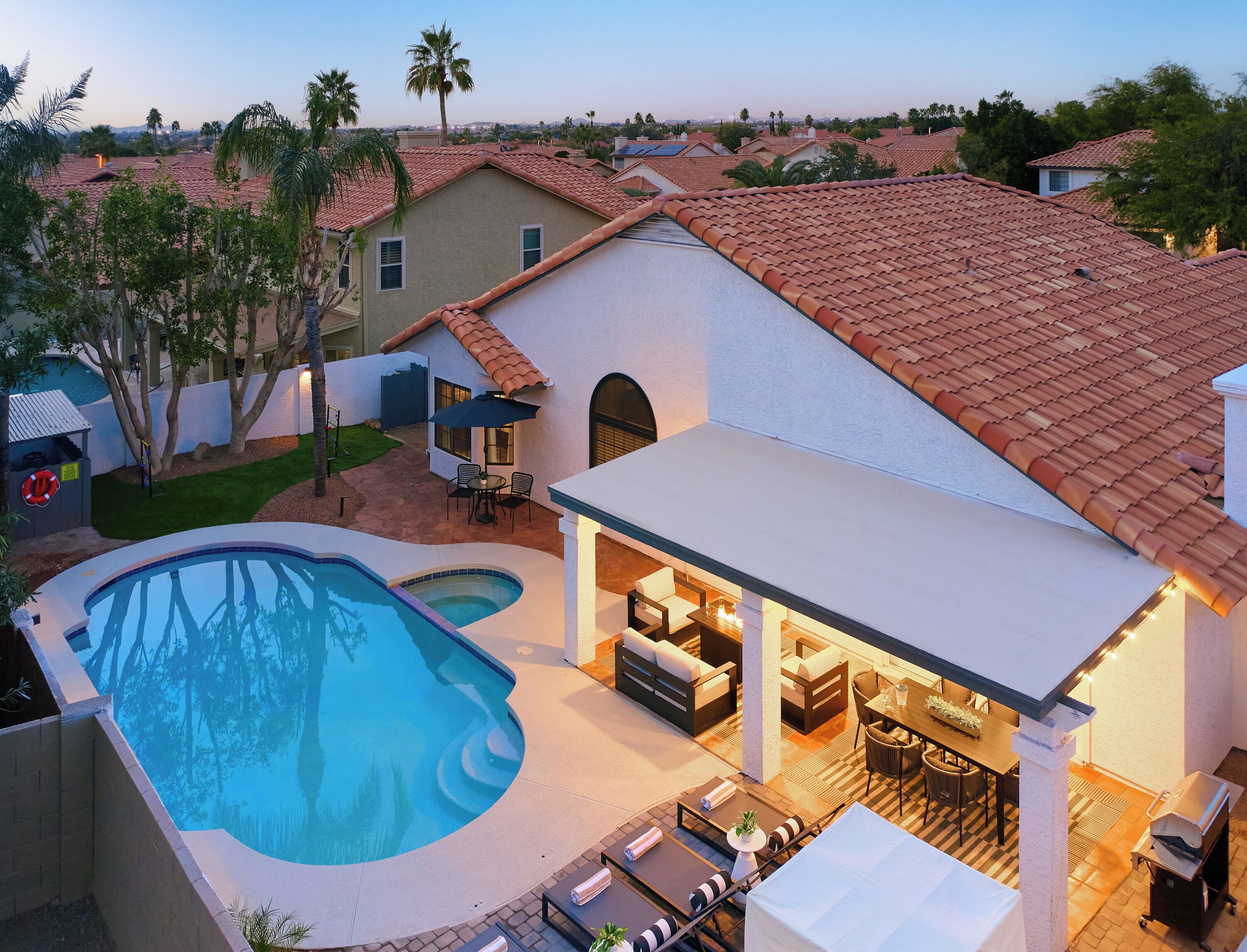 Et oppvarmet basseng