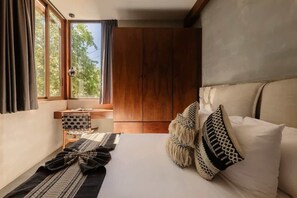 1 bedroom, iron/ironing board, travel cot, WiFi - Siwa Jungle Sol B2-101 Beach Club Access (Tulum)