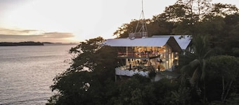 HOTEL BOCA BRAVA LODGE