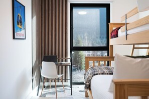 Condo, Mountain View - Wooley Bully Terrace  (Revelstoke)