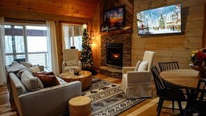 Living area - Hot Tub, Game Room, fireplace, & 2 Decks (Beech Mountain)