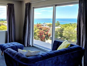 View from property - Ocean & Mountain Views 3-bedroom Home (Kaikōura)