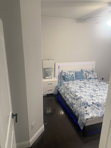 Cozy Family Home near Rangers, AT&T Stadium, Six Flags, Epic Water Park