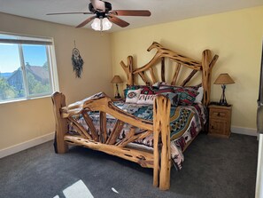 Silitysrauta/-lauta, Wi-Fi, vuodevaatteet