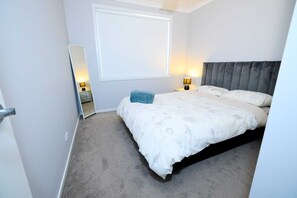 Hus, aircondition | Strykejern/-brett og wi-fi (inkludert)