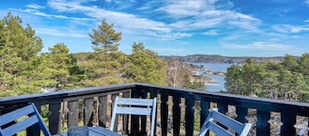 5 bedroom gorgeous home in Skjærhalden