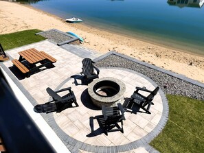 Property grounds - Sleeps 40!  2 Homes• Hot Tubs • Pickleball • Lake Front • Private Beach (New Lisbon)