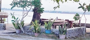 Bungalow, 2 Bedrooms, Accessible, Smoking | Outdoor dining