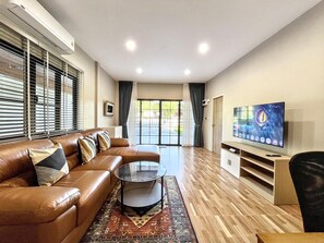 Vila, 2 quartos, acessível, para fumantes | Sala de estar