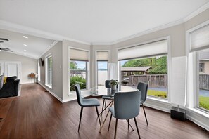 Dining - Lakefront Home with Hot Tub, Private Dock & Ramp (Hot Springs)