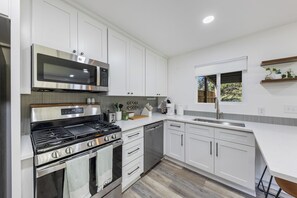 Microwave, oven, stovetop, dishwasher