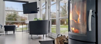 Newly renovated holiday home 150 m from fjord