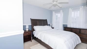 5 bedrooms, iron/ironing board, WiFi, bed sheets