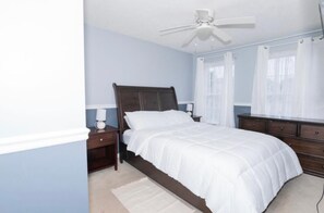 5 Schlafzimmer, Bügeleisen/Bügelbrett, WLAN, Bettwäsche