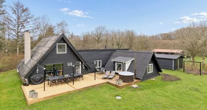 Holiday home with spa sauna and hot tub