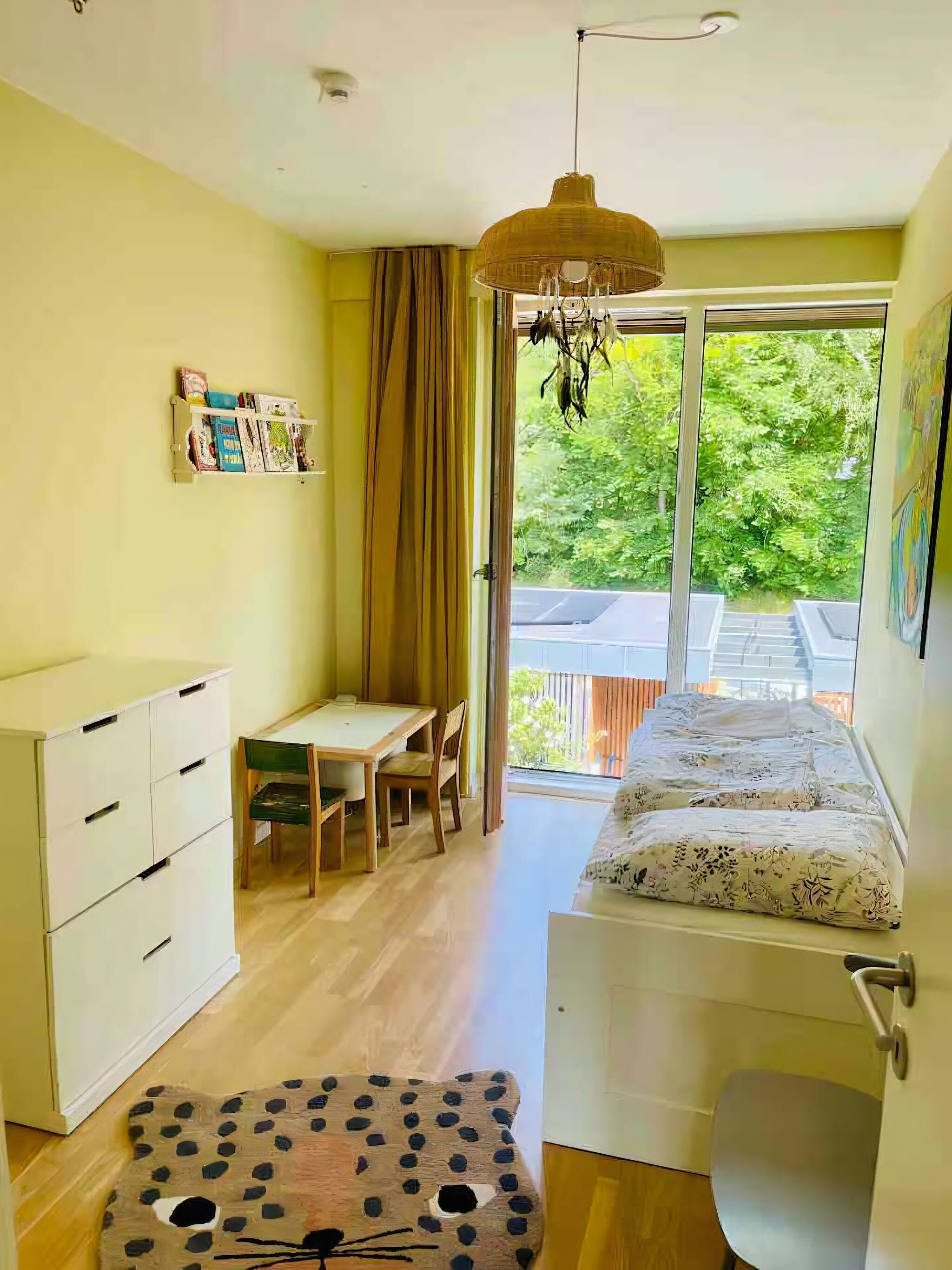 3 bedrooms, iron/ironing board, free WiFi