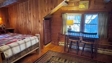 2 soverom, skrivebord, wi-fi (inkludert) og sengetøy