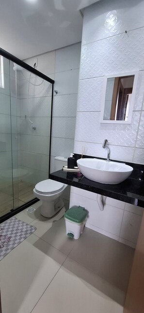 Towels, soap, toilet paper - Fully furnished resort apartment with air conditioning. (Parnamirim)